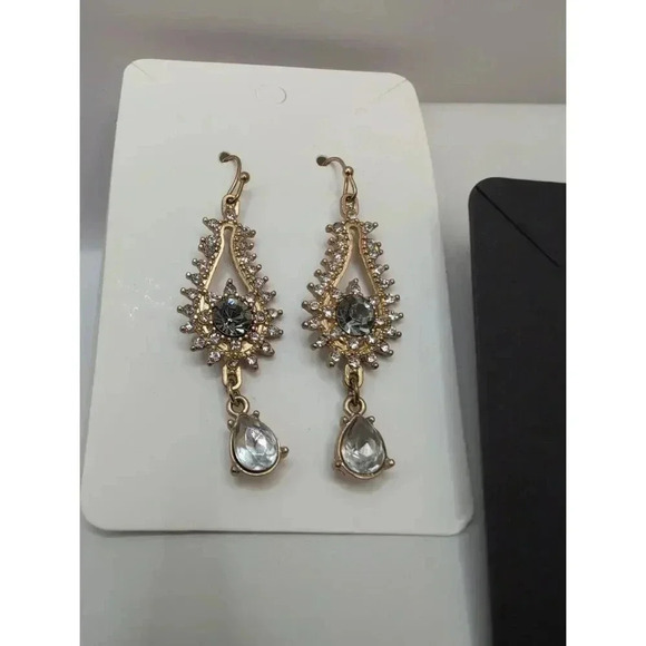 1928 Gold Tone Crystal Dangle Vintage Earrings Bundle - Clear Rhinestone Stones - Picture 5 of 9